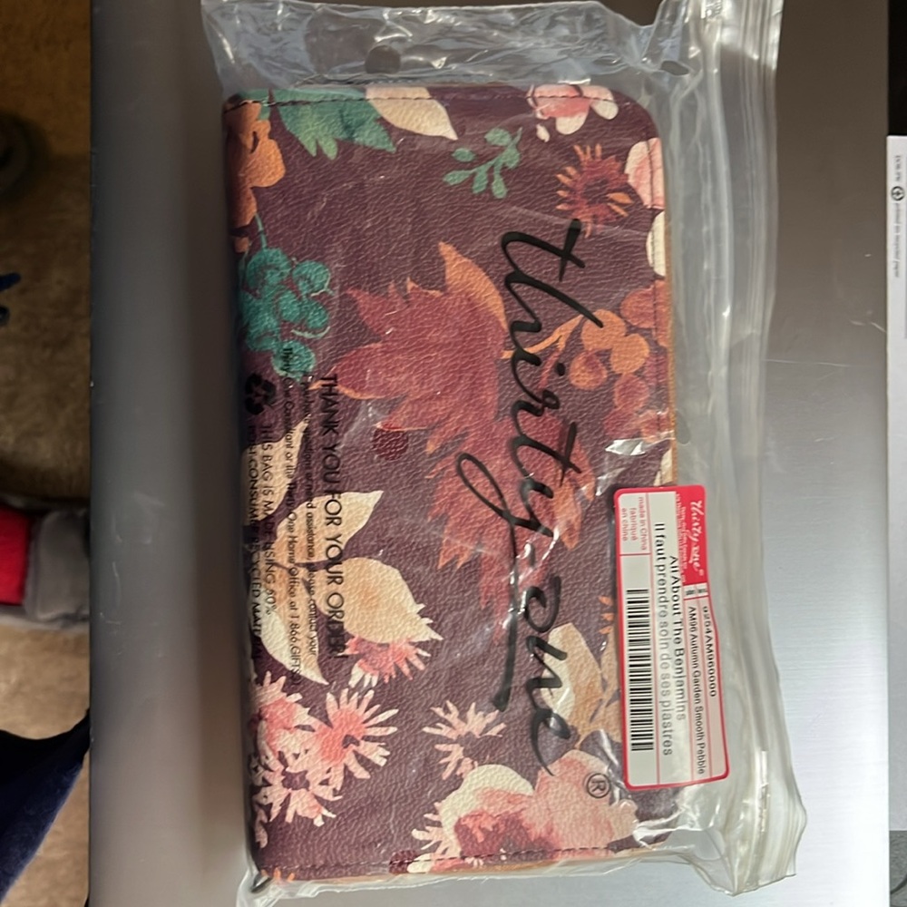 Thirty-One.  All About the Benjamins in Autumn Garden. NWT